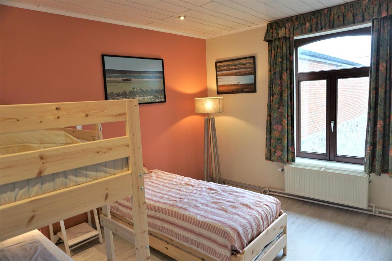 Au Randonneur - B&B Thuin Exterior foto