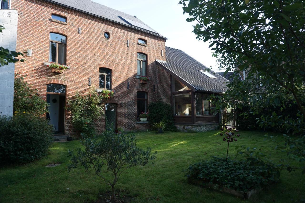 Au Randonneur - B&B Thuin Exterior foto